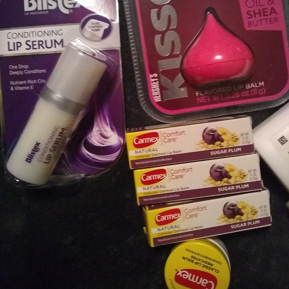 Brand New 41 Piece Lip & Hair Care Bundle - Picture 6 of 8
